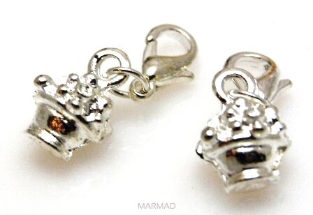 Charms z karabińczykiem - koszyczek - posrebrzany