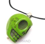 Czaszka zielona howlit - gotowa zawieszka