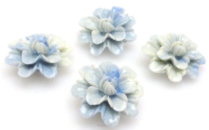 Koral z żywicą - kwiatek dalia 17mm - jasno niebieski