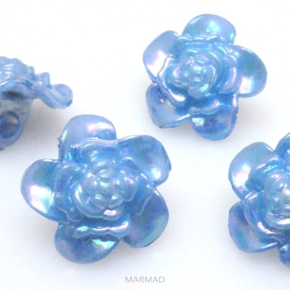 Guziki - kwiatek 17mm - jasno niebieski