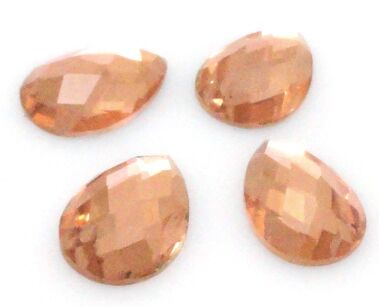 Kaboszon szklany fasetowany - kropla 13x10mm - topaz orange