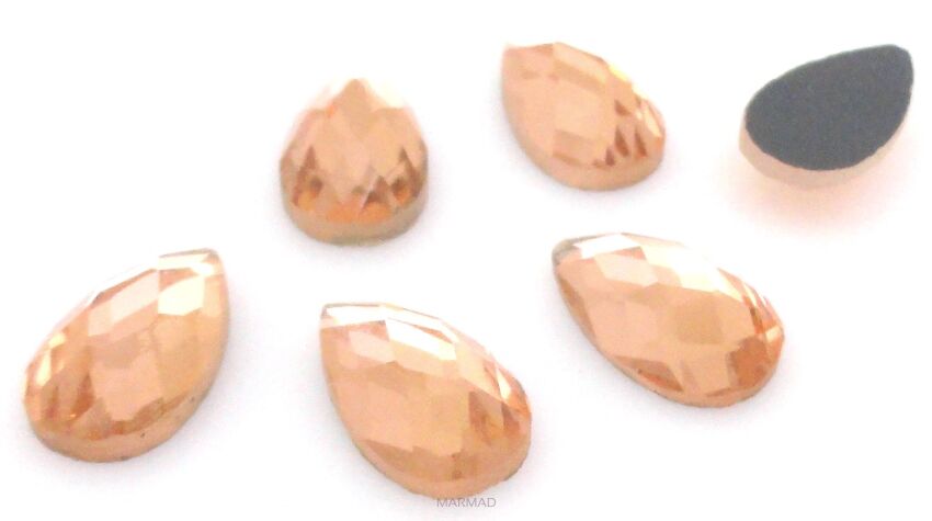 Kaboszon szklany fasetowany - kropla 11x7mm - topaz orange