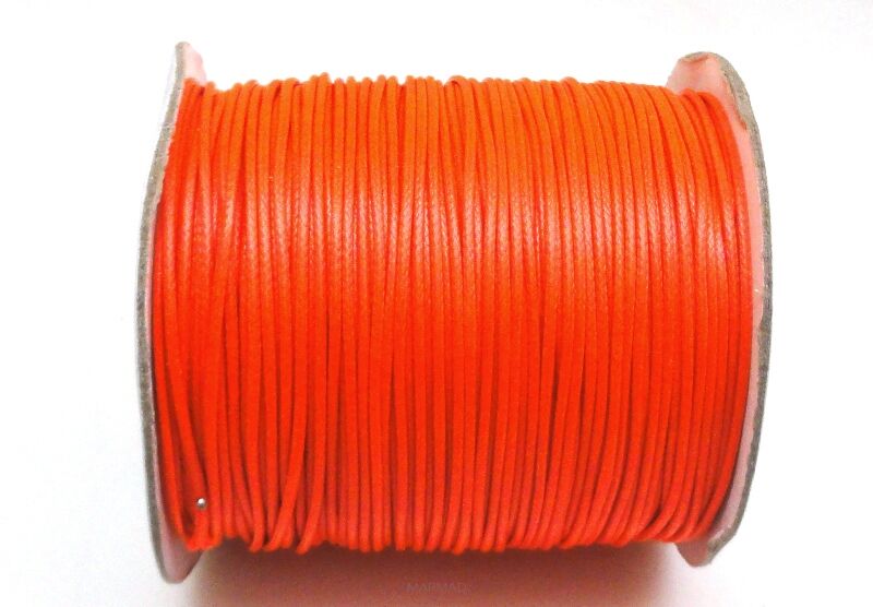 Sznurek jubilerski woskowany lakierowany - o średnicy 1,5mm - pomarańczowy - topliwy