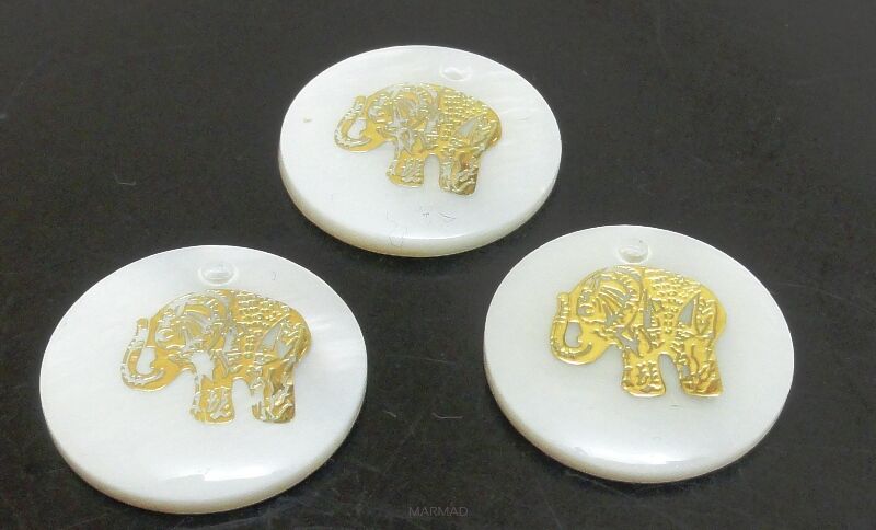 Muszla perłowa - moneta ze słoniem 16mm