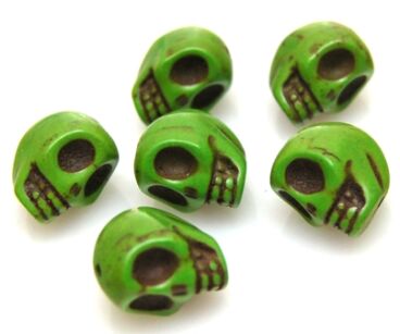 Howlit zielony - czaszka 12x12mm