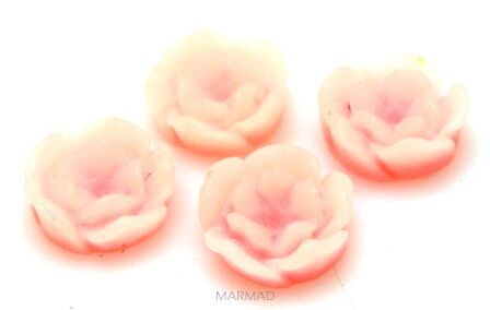 Kaboszon - różyczka jasno różowa 12mm