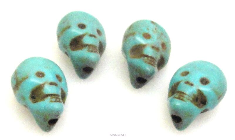 Howlit turkusowy - czaszka 13x9x7mm