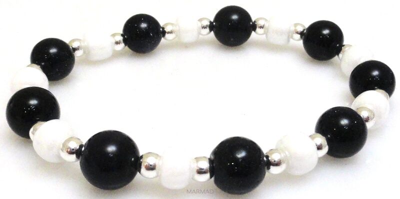 Bransoleta - noc kairu, hematyt srebrne i oponki perłowe - 19,5cm