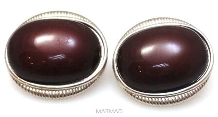 Guziki - owal 25x23mm