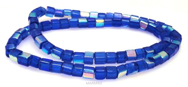 Kostki szklane platerowane 4x4mm - niebieskie