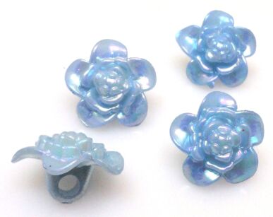 Guziki - kwiatek 17mm - błękitne