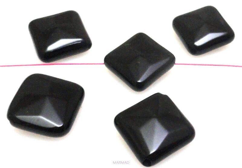 Onyks fasetowany - kwadrat 14x14mm - otwory po przekątnej