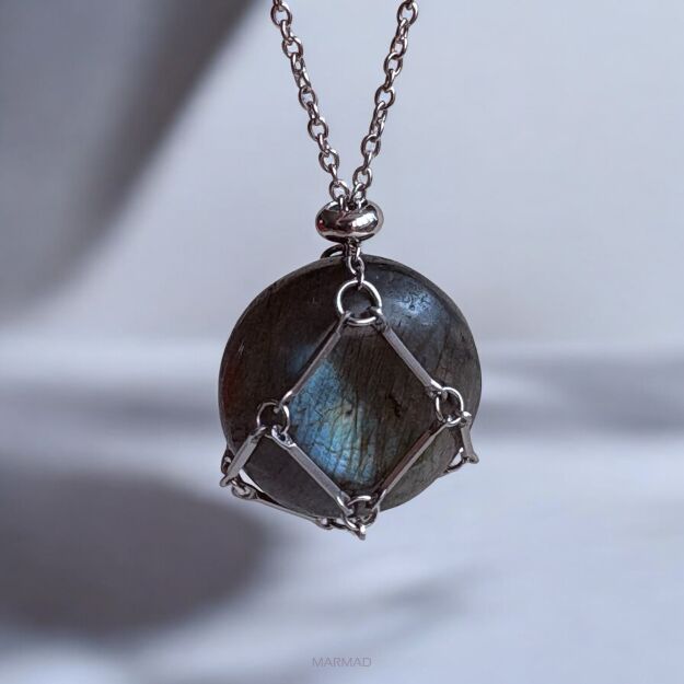 Naszyjnik - Lśniący Amulet Północy- labradoryt
