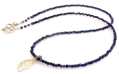 Naszyjnik lapis lazuli fasetowany kule 2mm i liść - srebro 925
