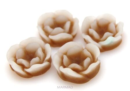 Kaboszon - różyczka brązowa 12mm