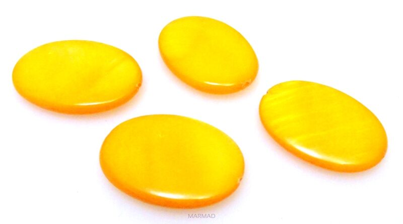 Muszla /Masa perłowa - owal 25x18mm