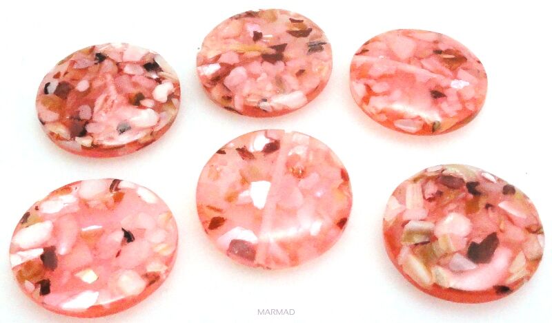 Masa perłowa klejona w akrylu różowa - moneta 20mm