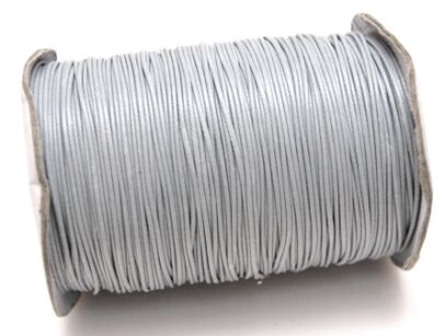 Sznurek woskowany lakierowany - o średnicy 1mm - szary
