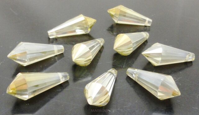 Kryształki fasetowane topaz - łza 20x8mm