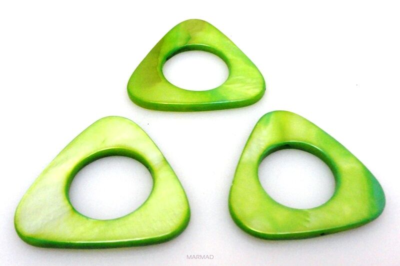 Muszla /Masa perłowa - trójkąt okienko 30mm