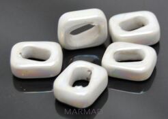 Nakładki na rzemienie i sznurki - 18x15mm - ceramika biała