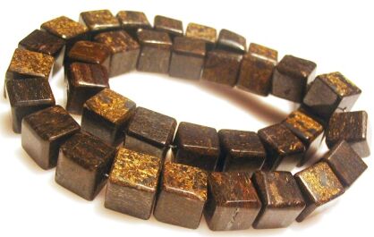 Bronzyt - kostka 10x10mm - jakość B