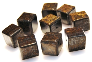 Bronzyt - kostka 12x12mm