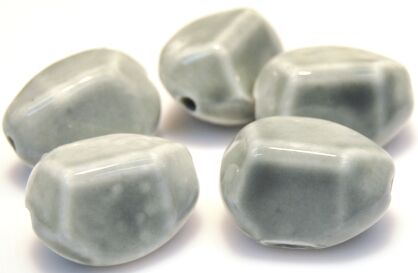 Ceramika szara - orzech 30x25mm