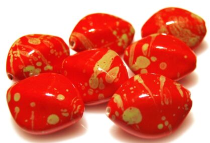 Ceramika malowana - orzech 30x25mm