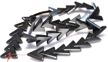 Hematyt - litera V - 17x15mm - II gatunek