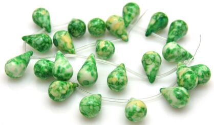 Howlit kwiatowy - kropla 18x10mm