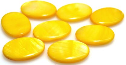 Masa perłowa  - owal 25x18mm