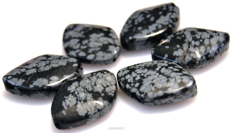 Obsydian śnieżny - romb 25x18mm- II gatunek