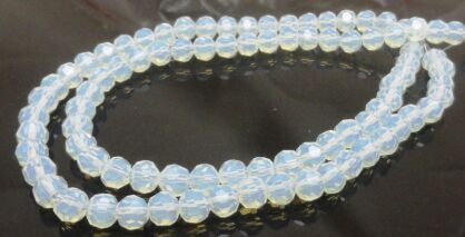 Opal, opalit biały fasetowany - kula 6mm