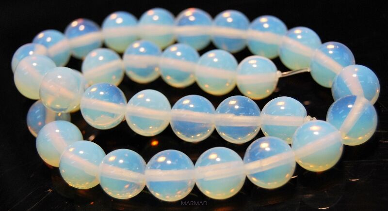 Opal, opalit biały - kula 12mm