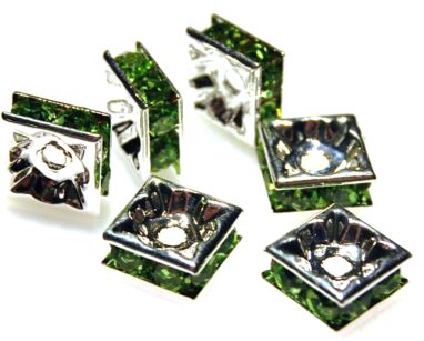 Przekładki z cyrkoniami peridot - kwadraty 8mm