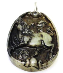 Jadeit grawerowany - zawieszka - owal 44x33mm