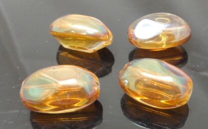 Orzech szklany księżycowy - 20x13mm - orange AB