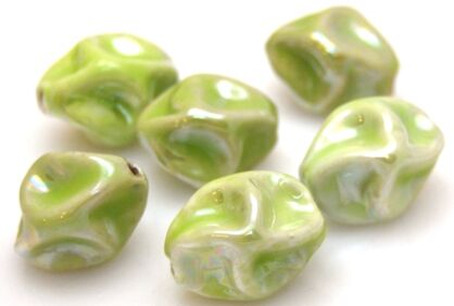 Ceramika powlekana gnieciona - orzech 20x15mm - seledynowa