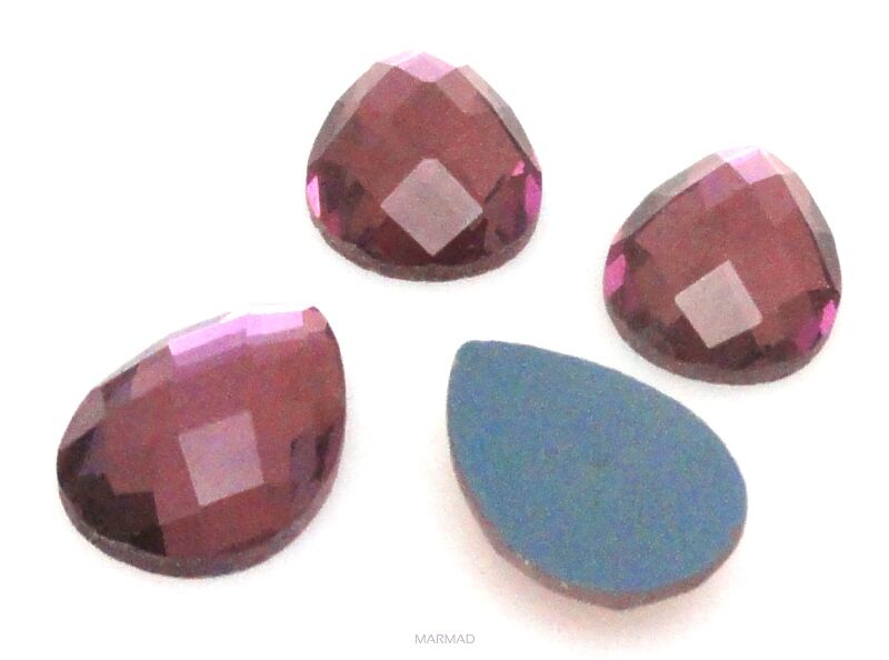 Kaboszon szklany fasetowany - kropla 13x10mm - medium rose