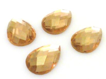 Kaboszon szklany fasetowany - kropla 13x10mm - topaz