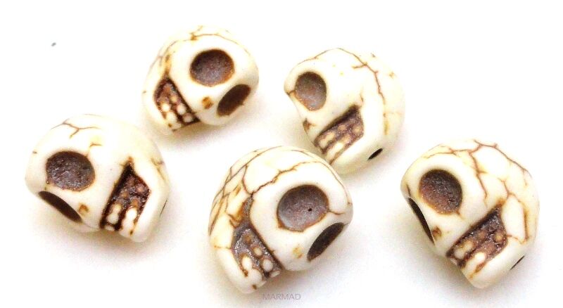 Howlit - czaszka 14x12mm - kremowy