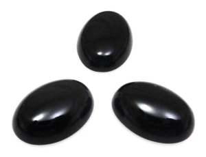 Kaboszon - onyks owal 18x13mm