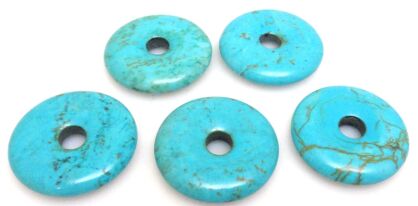 Howlit mustang - na wisior - donut 30mm