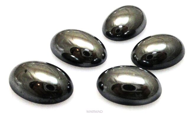 Kaboszon - owal 13x9mm - kolor hematytu
