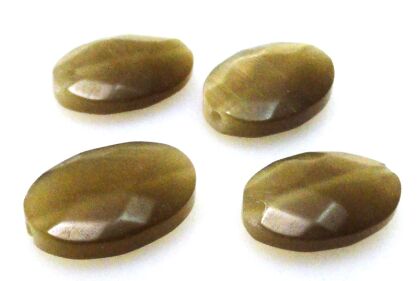 Uleksyt fasetowany - owal 14x10mm - brązowy