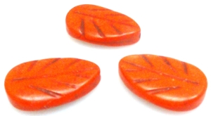 Howlit - liść 22x15mm - pomarańczowy