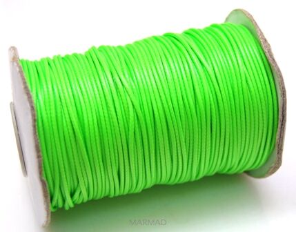 Sznurek woskowany lakierowany - o średnicy 1,5mm - seledynowy