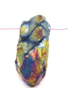 Kwarc pokryty tytanem multikolor - na wisior - 39x15x14mm