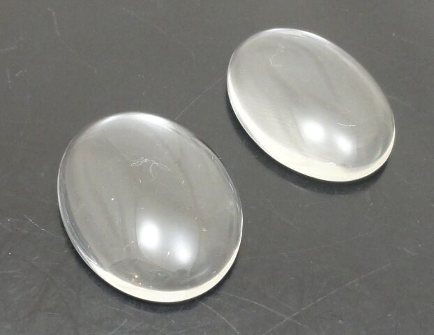 Kaboszon szklany przeźroczysty - owal 25x18mm